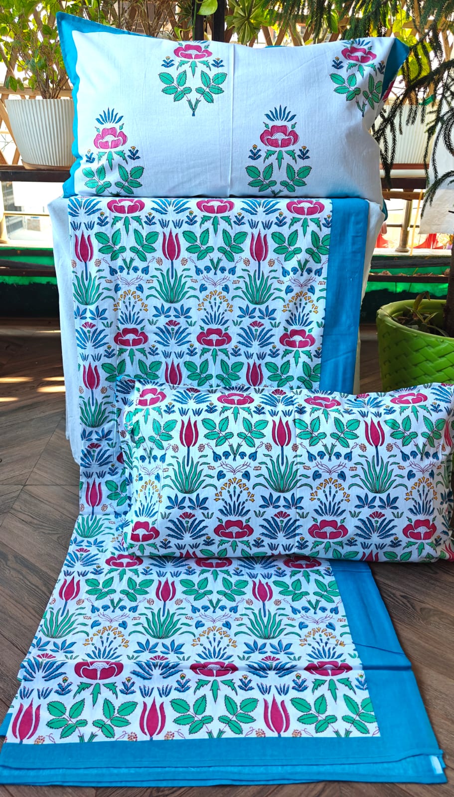 Azure Floral Elegance King Bedsheet